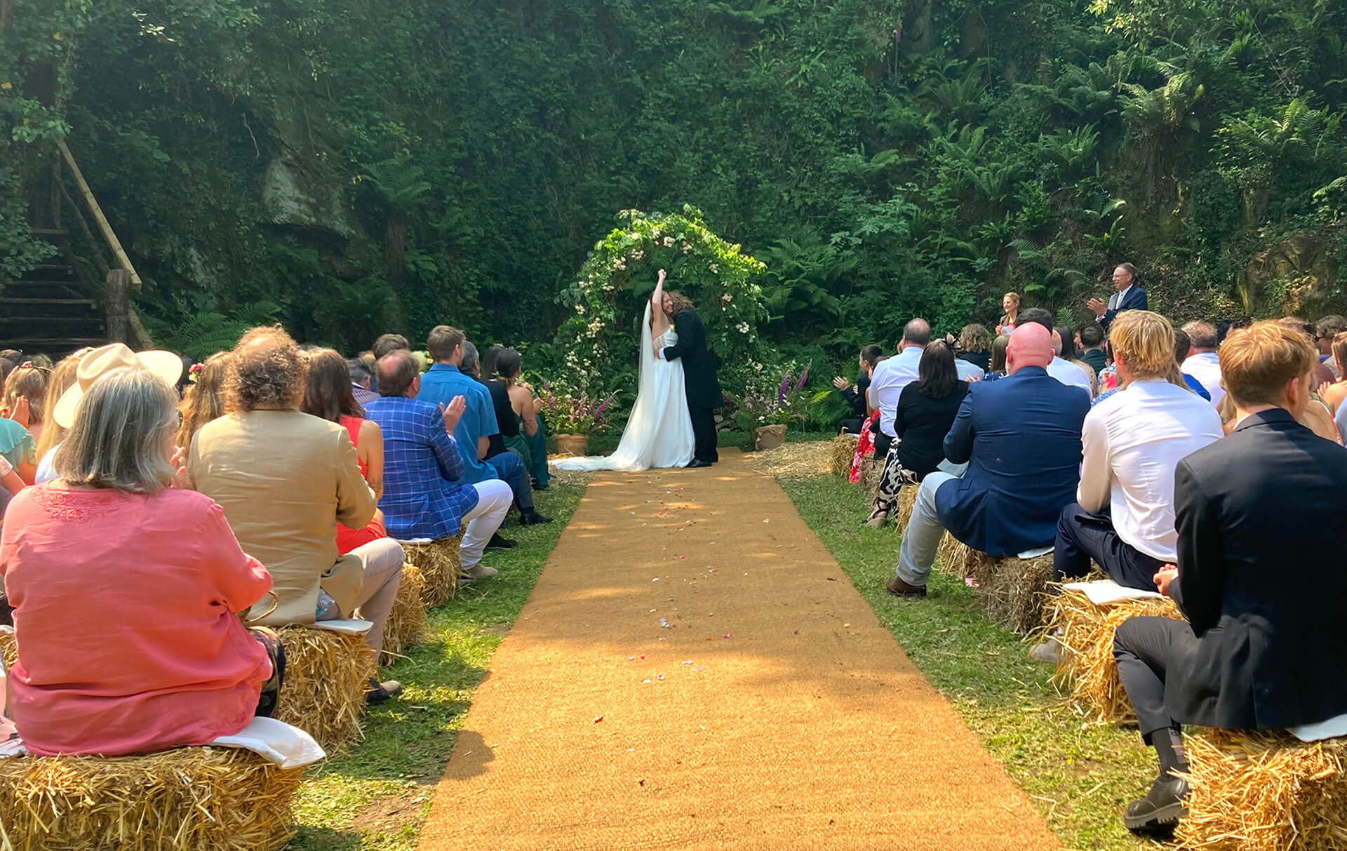 the_kiss_-_wedding_2